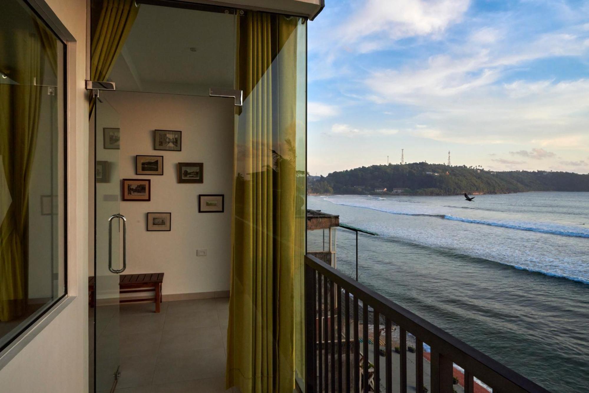 Kings Bay Beach Resort Galle Ngoại thất bức ảnh
