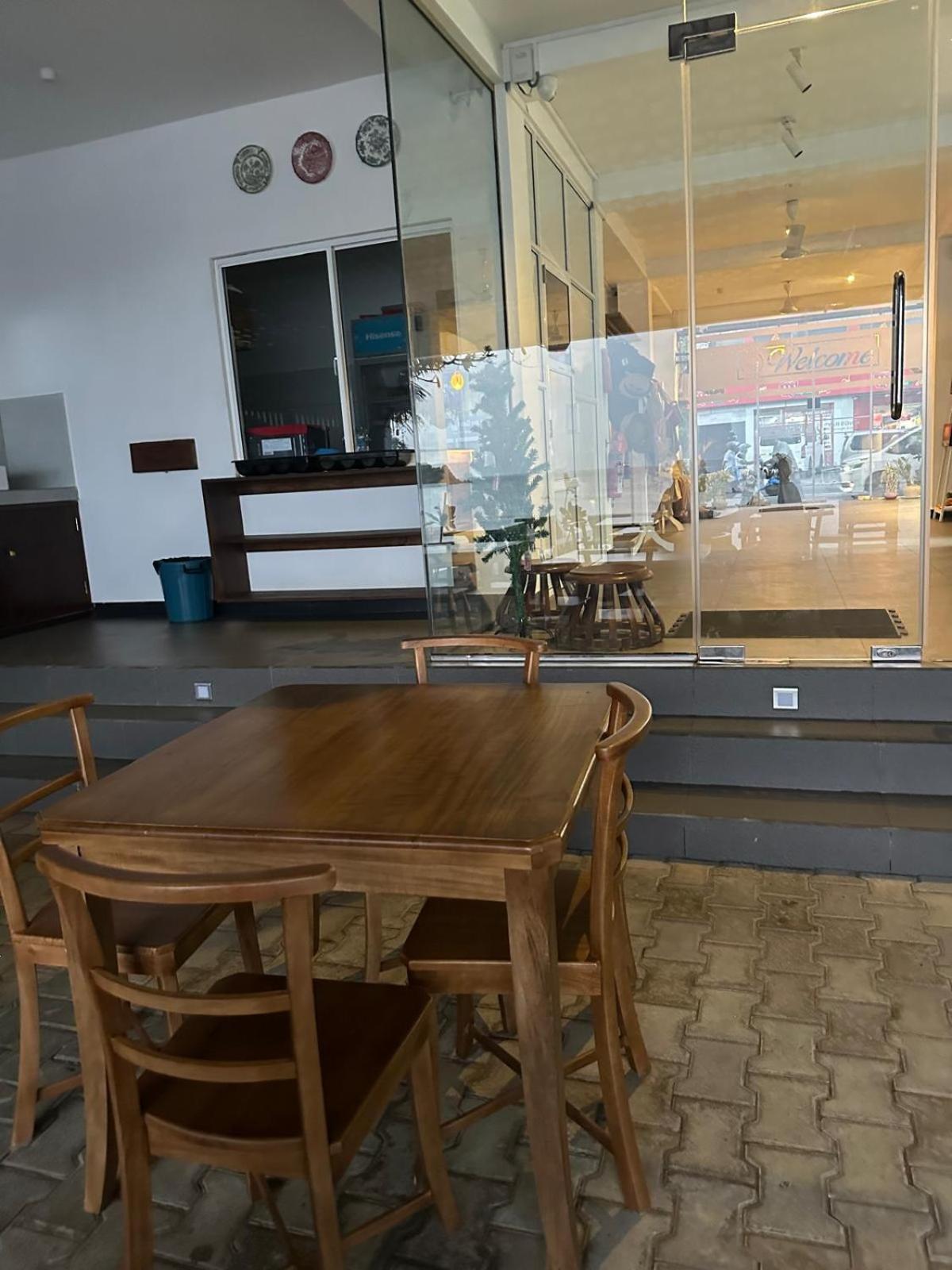 Kings Bay Beach Resort Galle Ngoại thất bức ảnh
