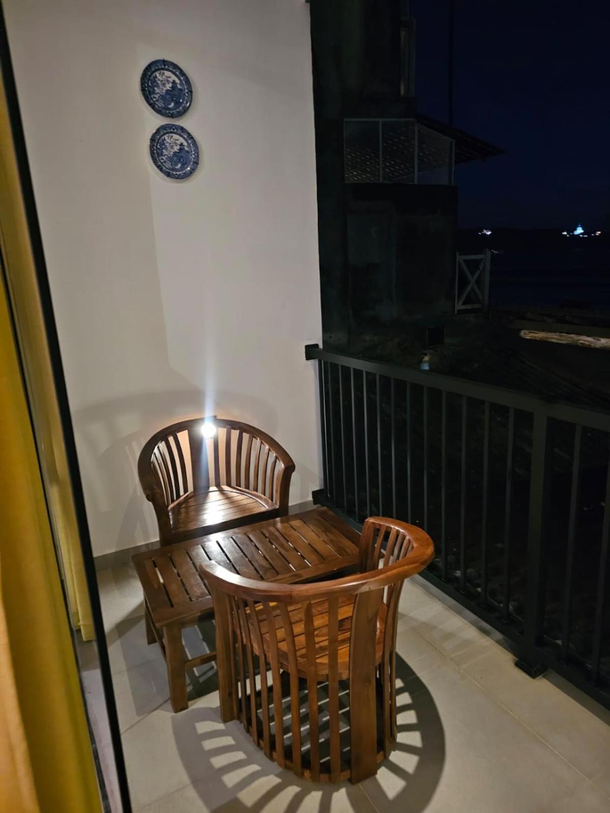 Kings Bay Beach Resort Galle Ngoại thất bức ảnh