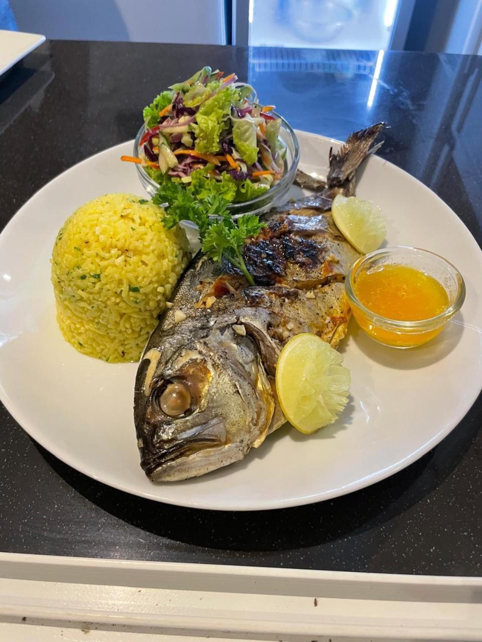 Kings Bay Beach Resort Galle Ngoại thất bức ảnh
